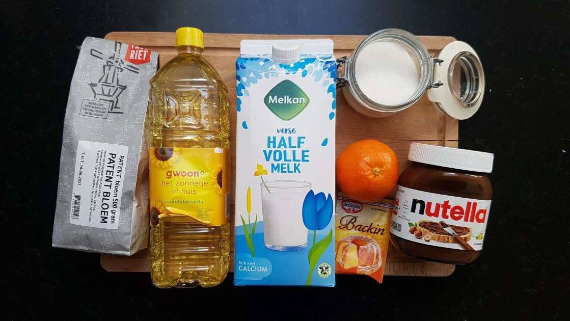 Vanilla Chocolate Cake In Pan