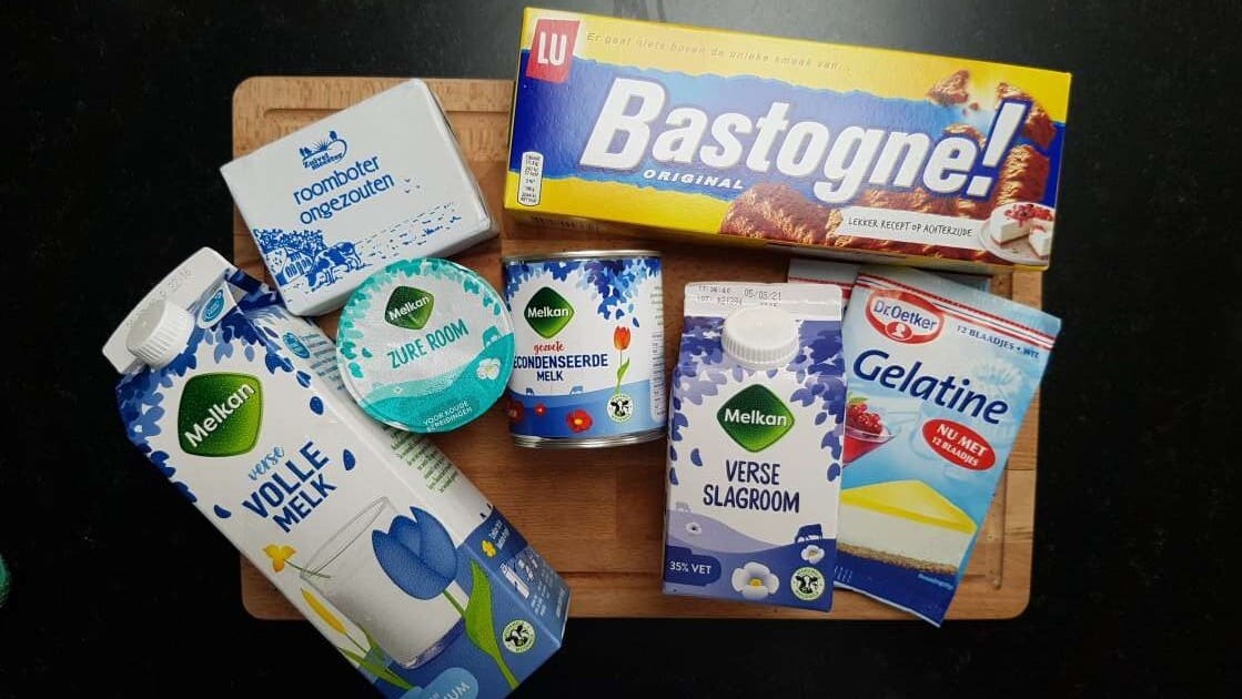 Chocolate Gelatin Cake